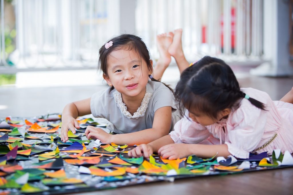 preschooler learning to count